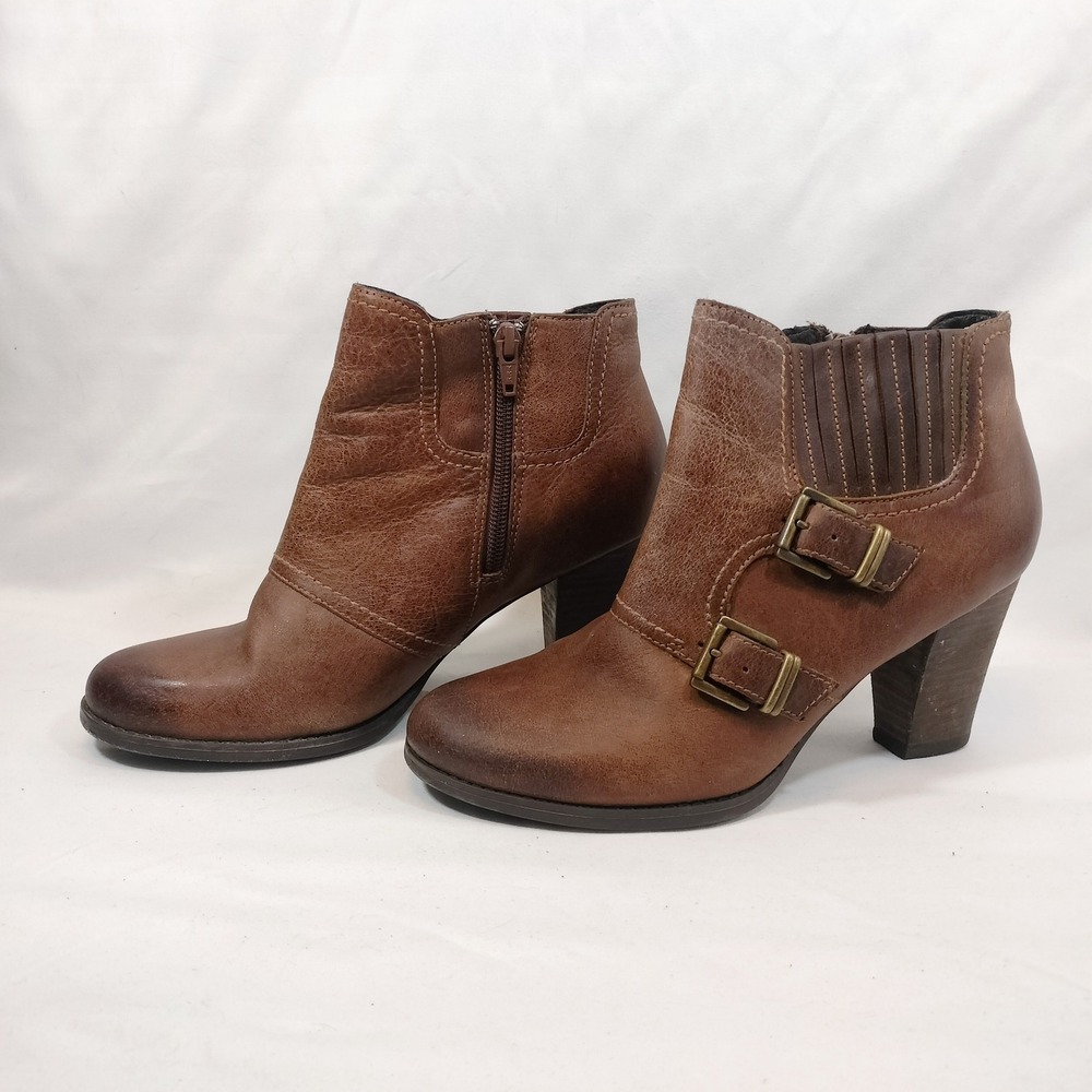 Clarks Alpine Icy Brown Leather Ankle Boots; Double Buckle Side Zip Block Heel